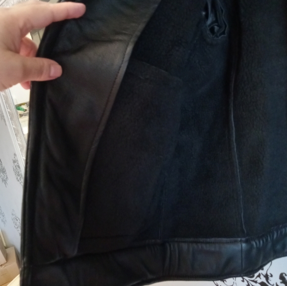 MARC NEW YORK Faux Fur-Trim Spread Collar Faux Leather Jacket Size Medium - Picture 8 of 9